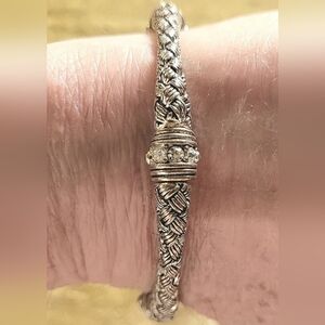 Beautiful SILVER TONED CUBIC ZIRCONIA BRAIDED STRETCH BRACELET